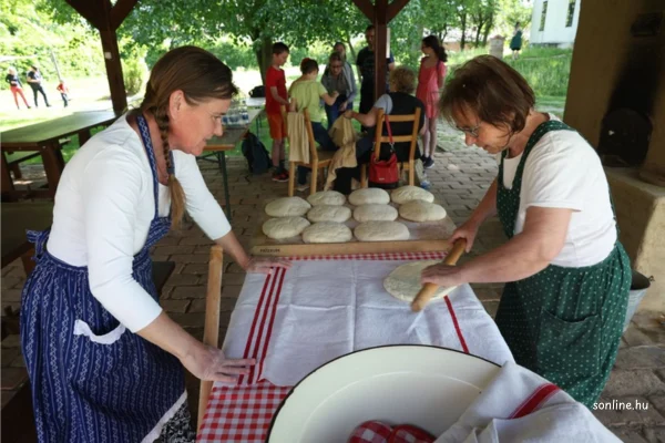 Közösségi étkezés és hagyományőrző program a Zselicben